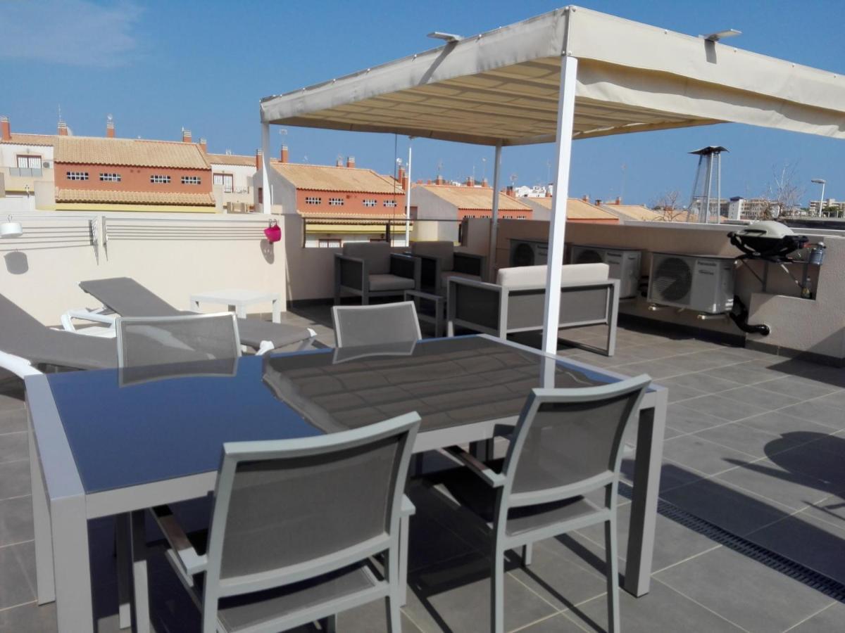 شقة Residencial Sabrina Penthouse أوريويلا المظهر الخارجي الصورة